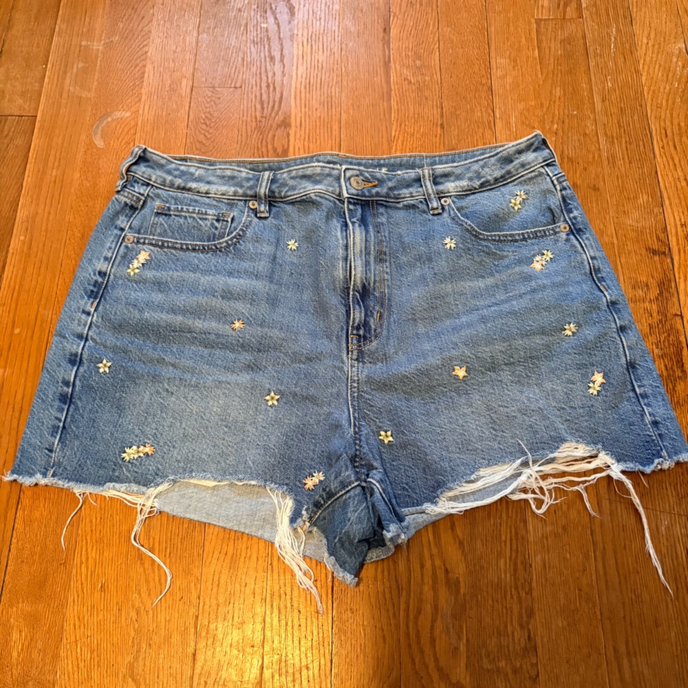 Cut off denim shorts - Picture 1 of 6